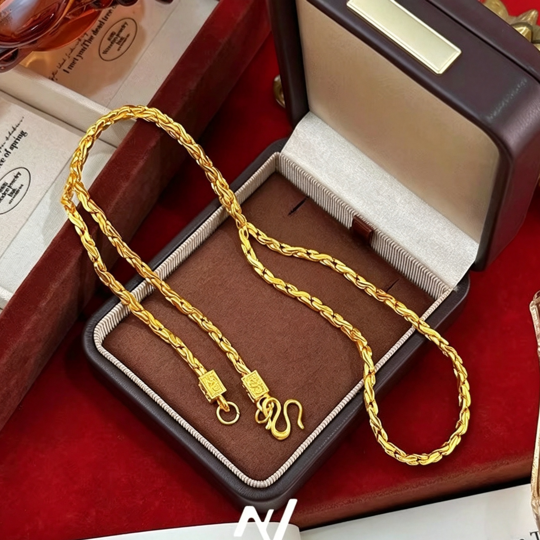 Vintage Fashion Store - 9999 24K real gold store same