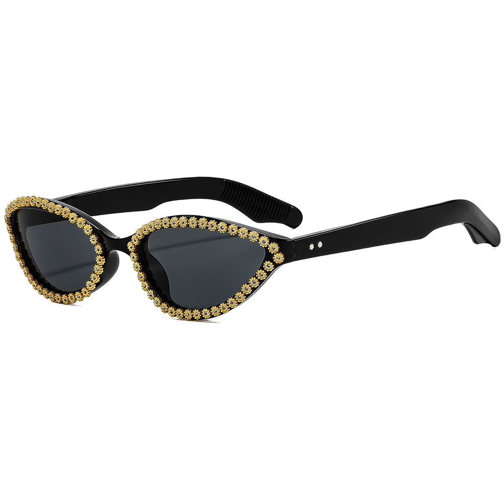 Retro Small Cat Eye Sunglasses - Vintage Fashion Club Photos 评论和价格