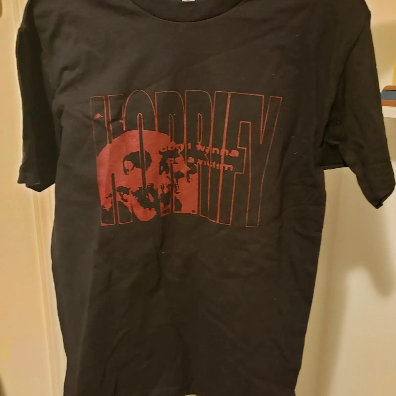 Horrify I Dont Want To Be A Vi - Vintage Fashion Victim Shirt 评论和价格
