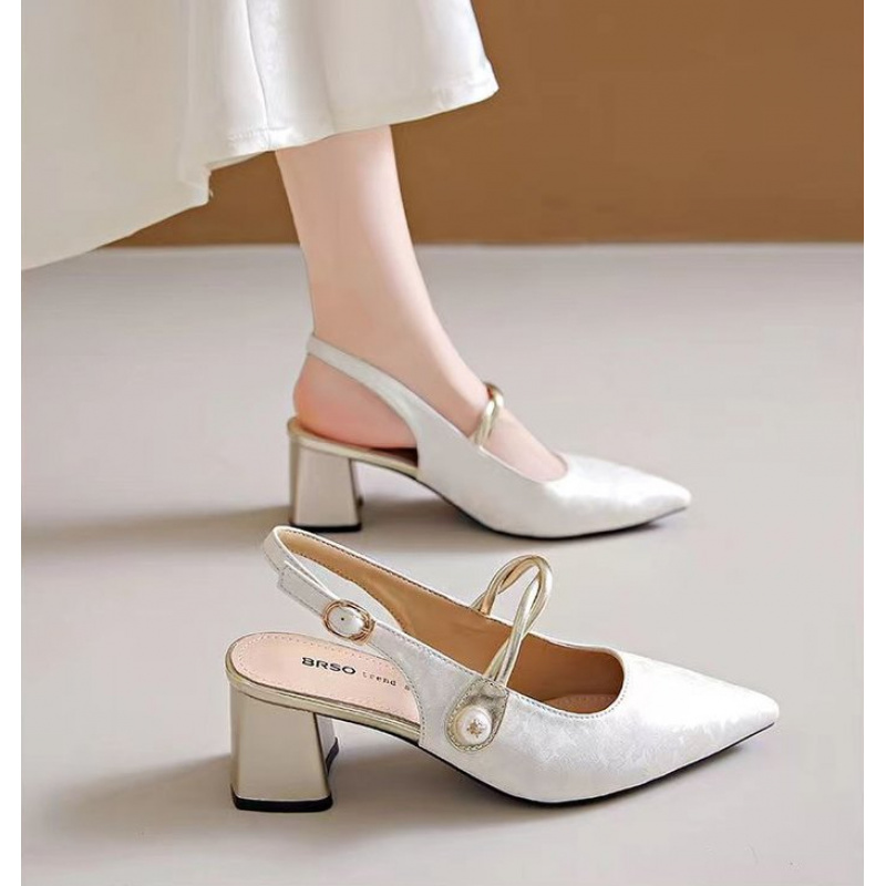 2026 Elegant Women Pointed Toe - Vintage Fashion Dress 评论和价格
