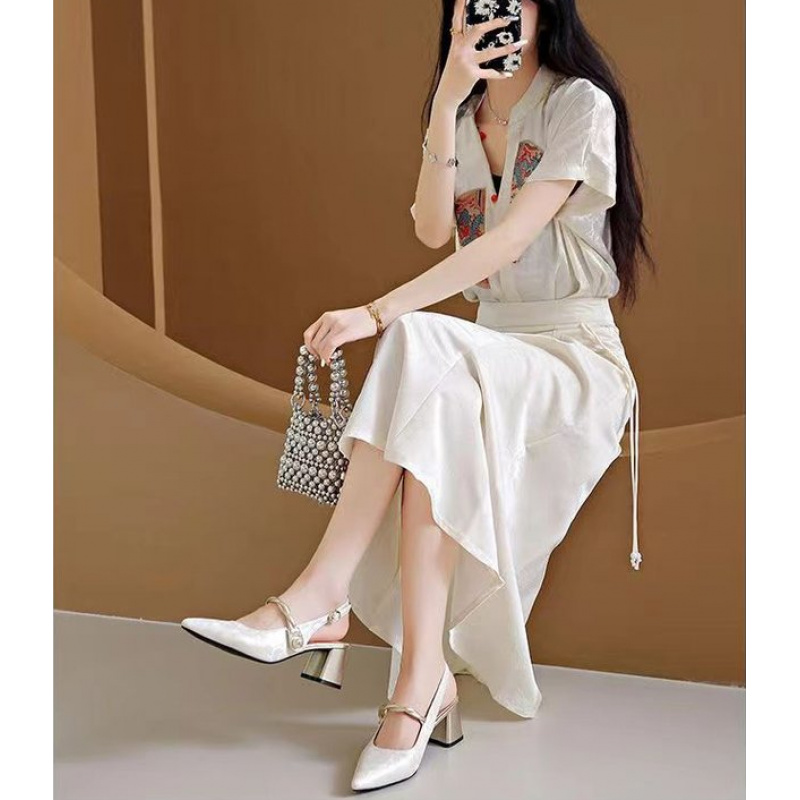 2026 Elegant Women Pointed Toe - Vintage Fashion Dress 评论和价格