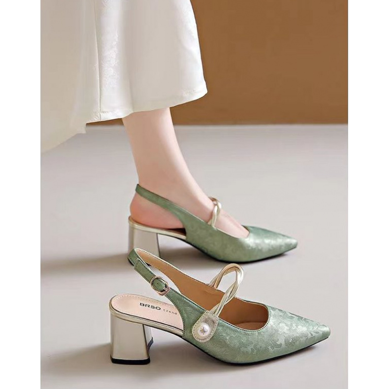 2026 Elegant Women Pointed Toe - Vintage Fashion Dress 评论和价格